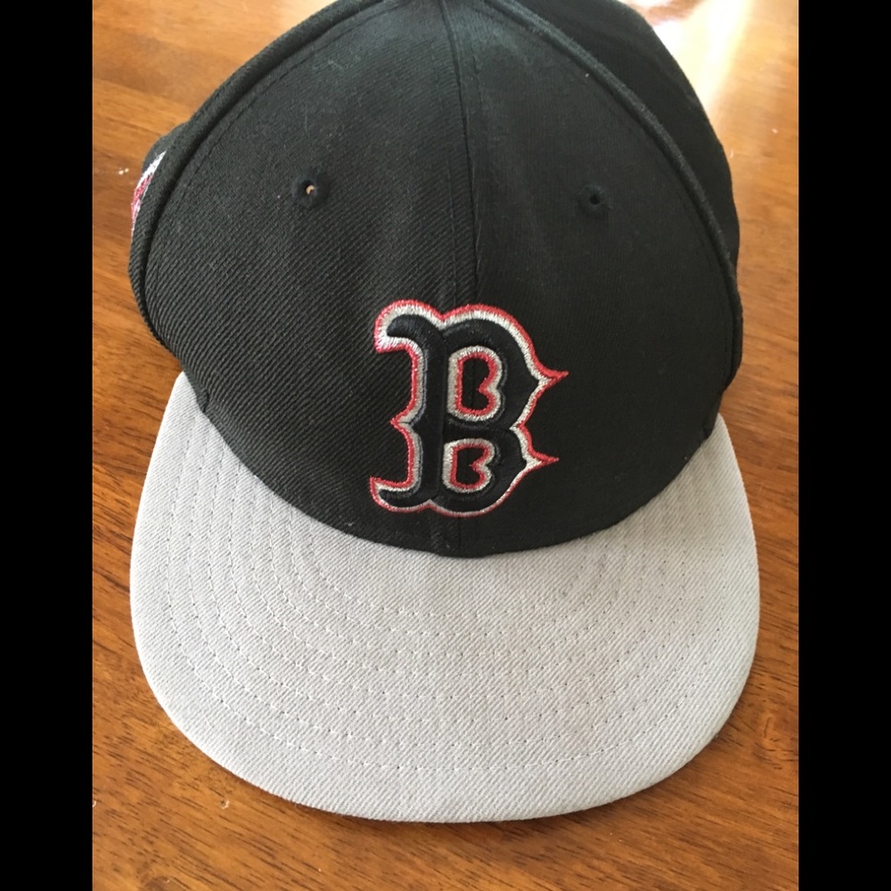 ✨🧢NWOT New Era Boston Red Sox 59 hat🧢✨